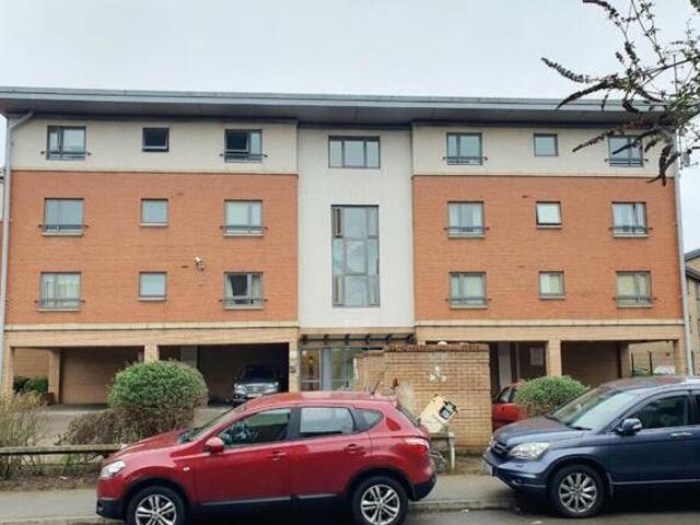 House for sale in Northampton, Northamptonshire