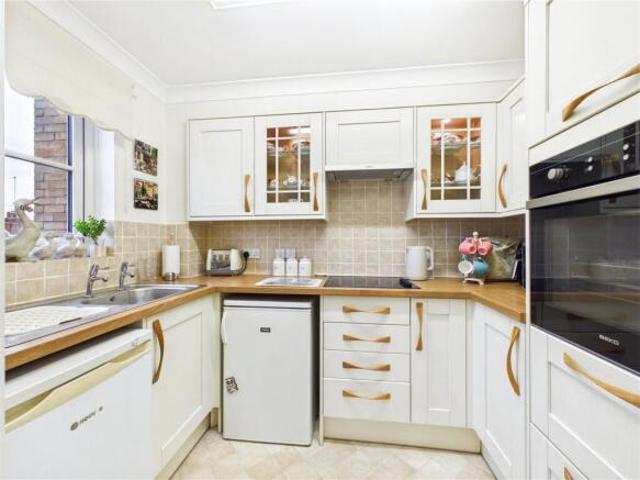 Apartment for sale in Whitehouse, Key Street