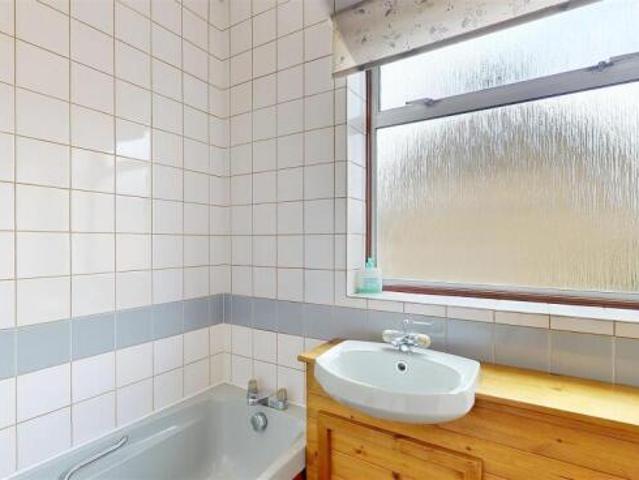 Apartment for sale in Isleworth, Greater London