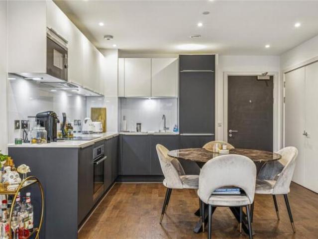 Apartment for sale in City Centre, Salford