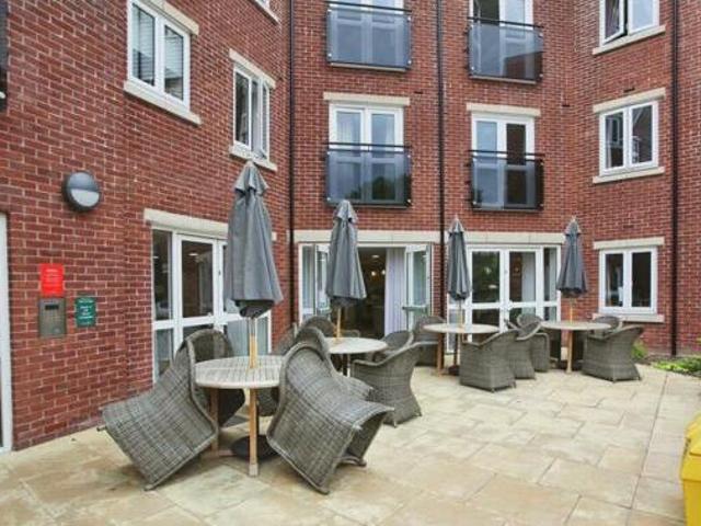 House for sale in Chilvers Coton, Camp Hill