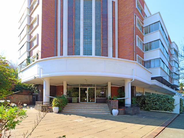Apartment for sale in Cape Town, Western Cape