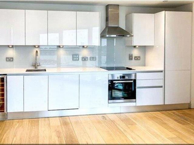 Apartment for sale in Ocean Village, City Of Southampton