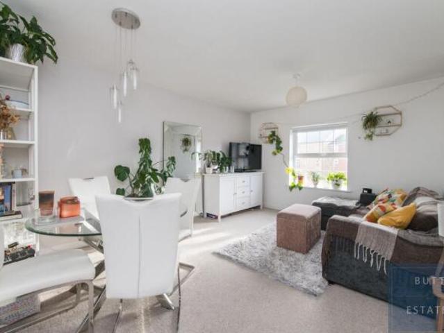 Apartment for sale in Watergate, Devon