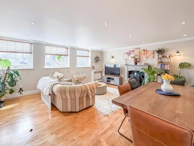 Apartment for sale in St Albans, Hertfordshire