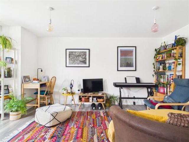 Apartment for sale in Feckenham, City Of Bristol