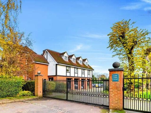 House for rent in Lyons, Greater London