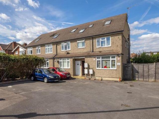 Apartment for sale in Greater London