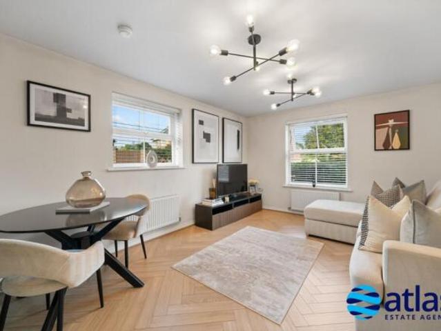 Apartment for sale in Calderstones