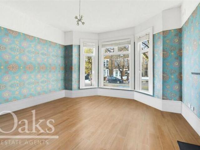 Apartment for sale in London Borough of Croydon, South Norwood