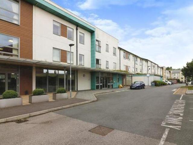 House for sale in Roby Mill, Lancashire