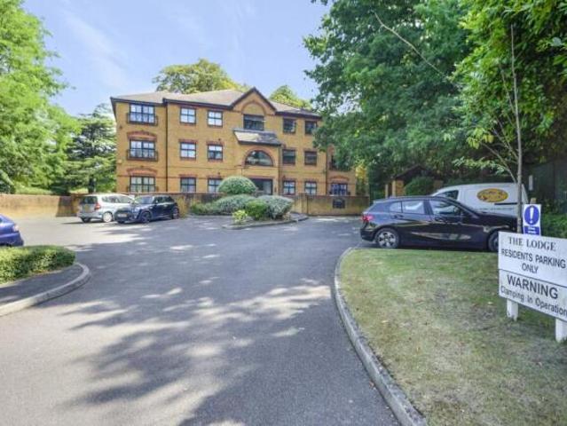 Apartment for sale in North Watford