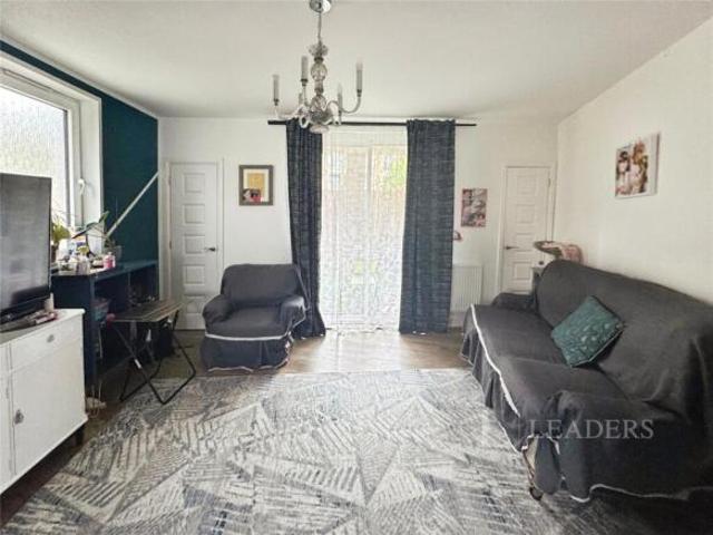 Property for sale in Arbury, Cambridgeshire
