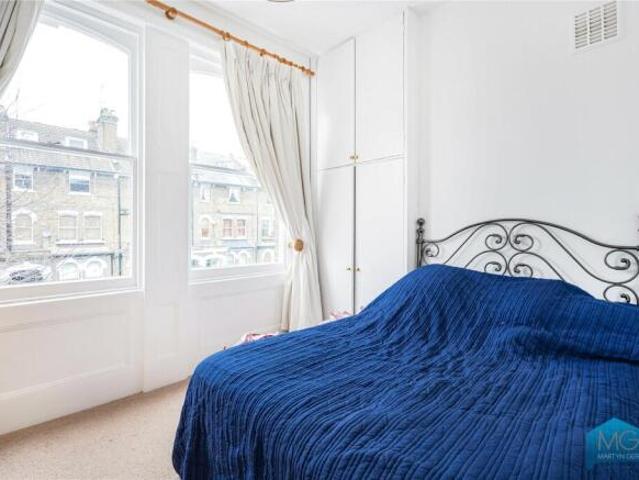 Apartment for sale in Kentish Town, Greater London
