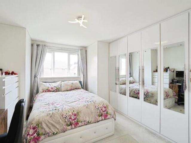 Apartment for sale in East Midlands