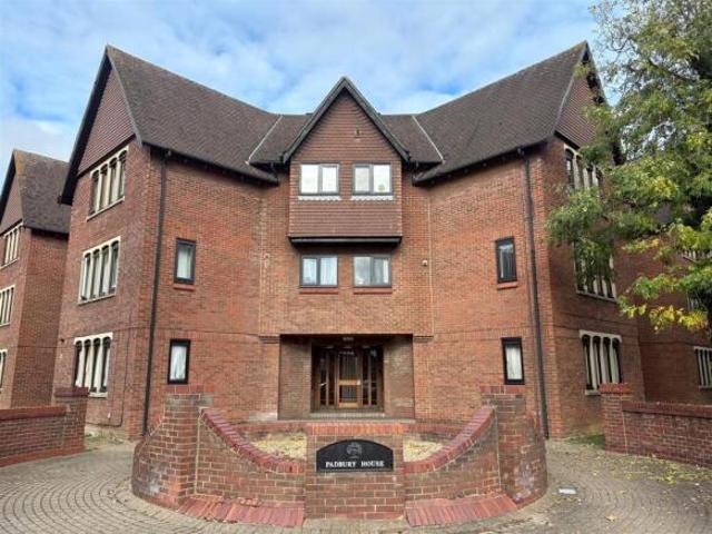 Apartment for sale in Buckinghamshire