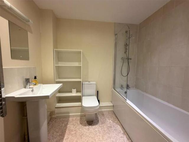 Apartment for sale in Bedford