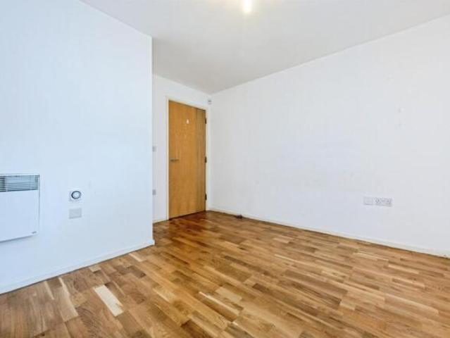 Apartment for sale in Cauldwell, Bedford
