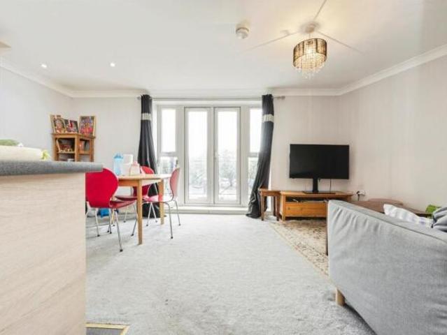 Apartment for sale in Cauldwell, Bedford