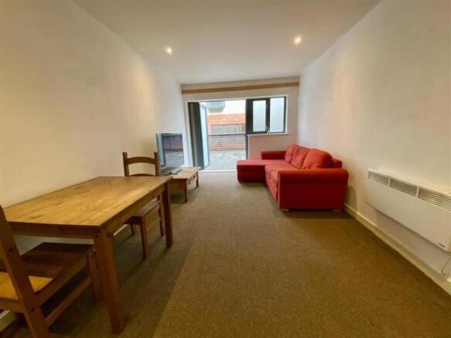 Apartment for sale in Calderstones