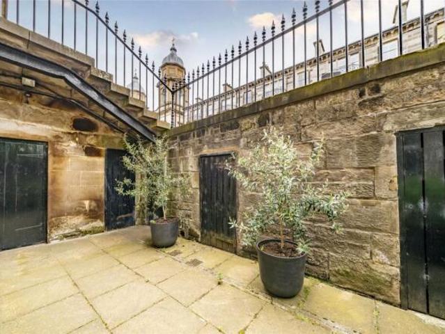 Apartment for sale in Haymarket, Scotland
