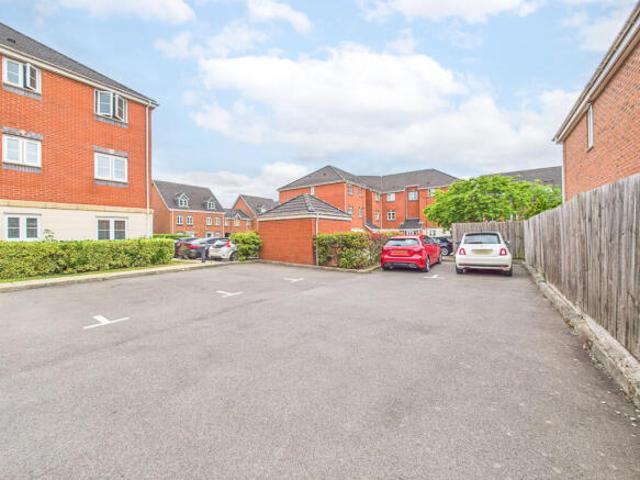 Apartment for sale in Wilmorton, East Midlands