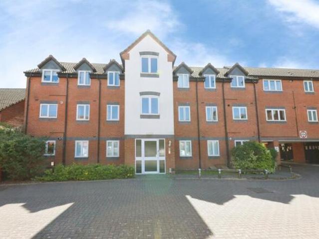 Apartment for sale in Sydenham, Green Close