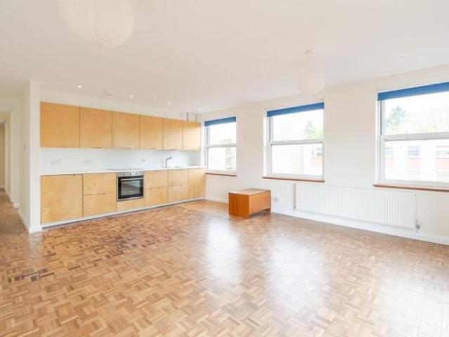 Apartment for sale in The Slade, Oxfordshire