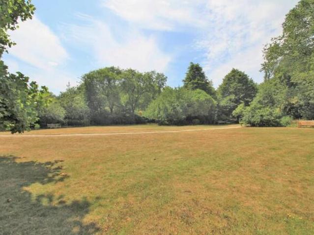 Apartment for sale in Round Hill, Brighton & Hove