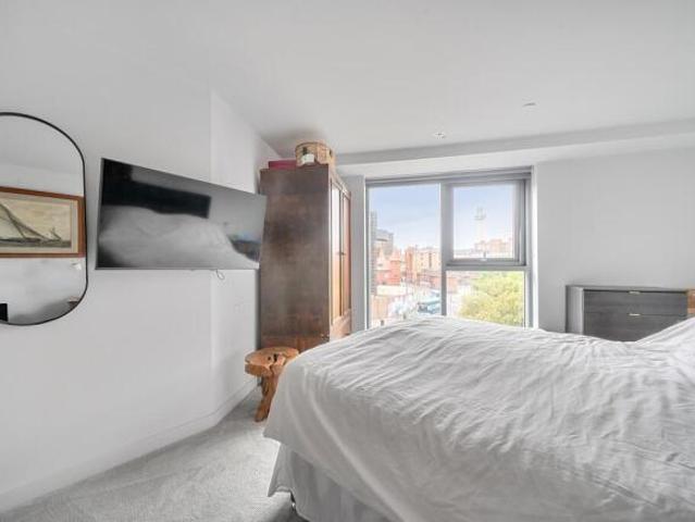 Apartment for sale in Chinatown, Liverpool