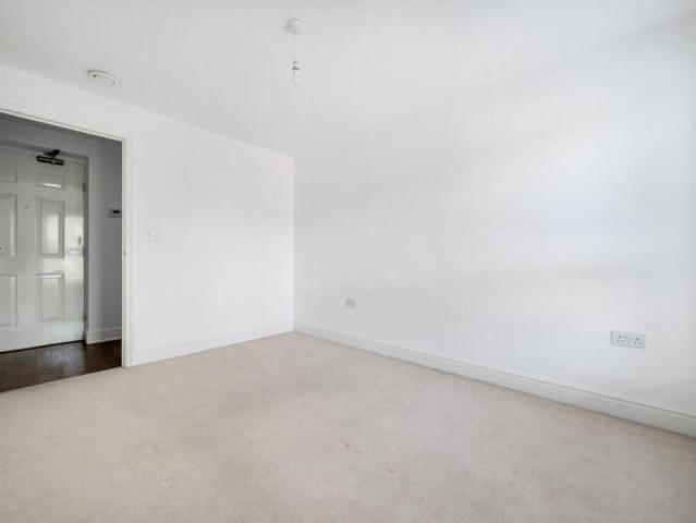 Apartment for sale in Priest Down, Hampshire