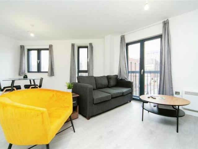 Apartment for sale in Calderstones