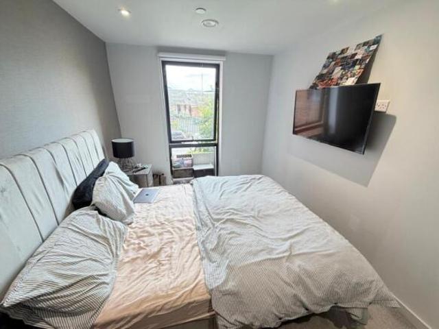 Apartment for sale in Calderstones