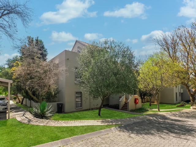 Apartment for sale in Paulshof, Alexandra