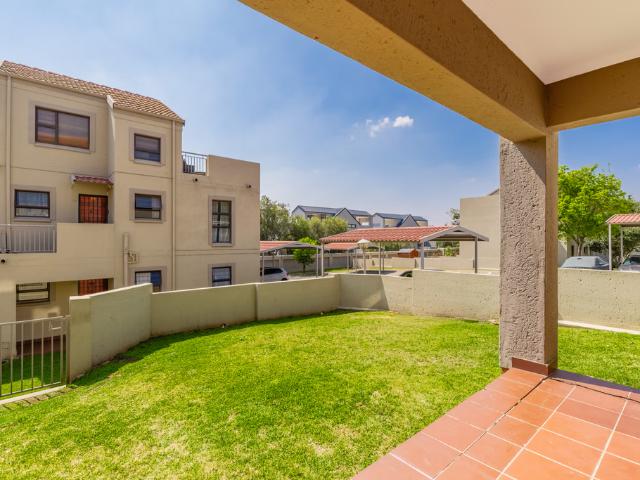 Apartment for sale in Paulshof, Alexandra