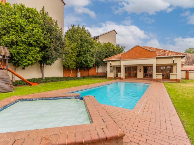 Apartment for sale in Paulshof, Alexandra