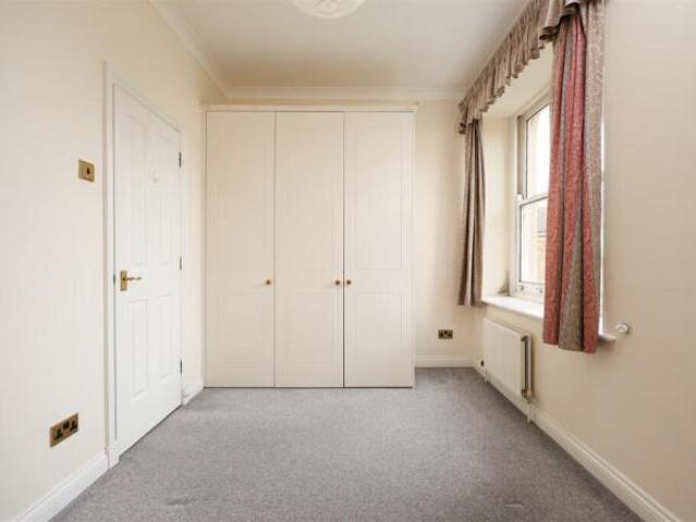 Apartment for sale in Pembroke, Wales
