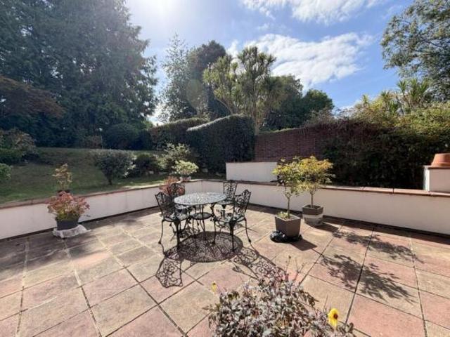 Apartment for sale in Penn Hill, Poole