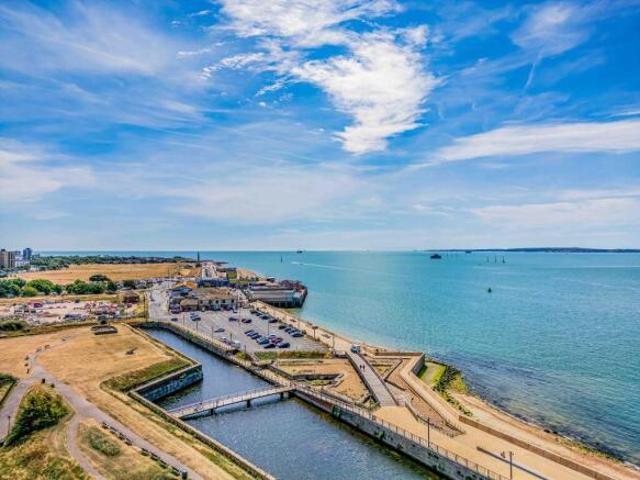 Apartment for sale in Old Portsmouth, City Of Portsmouth