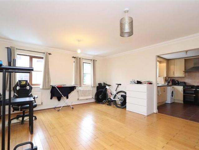 Apartment for sale in Monkston Park, Milton Keynes