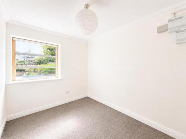 Apartment for sale in Arbury, Cambridgeshire