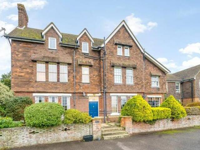 House for sale in Littlecote, West Sussex
