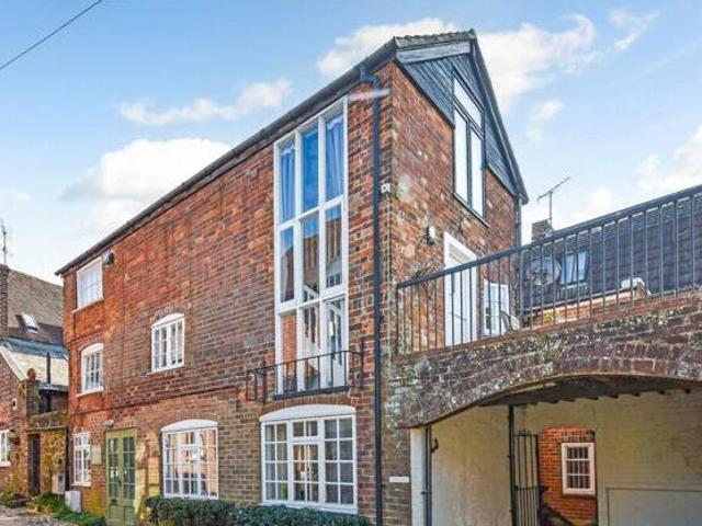 House for sale in Littlecote, West Sussex