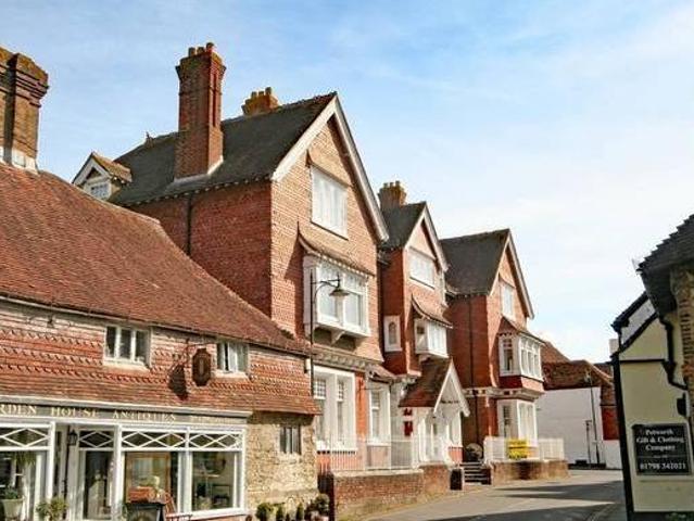 House for sale in West Sussex