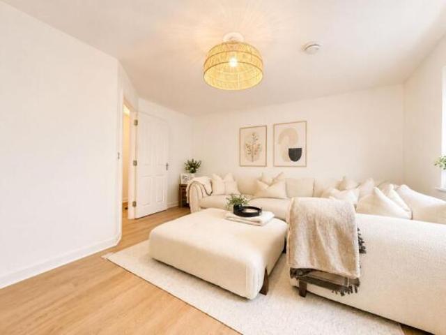 Apartment for sale in Wales