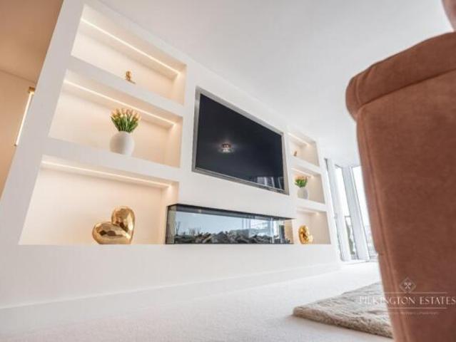 Apartment for sale in Follaton, Strode