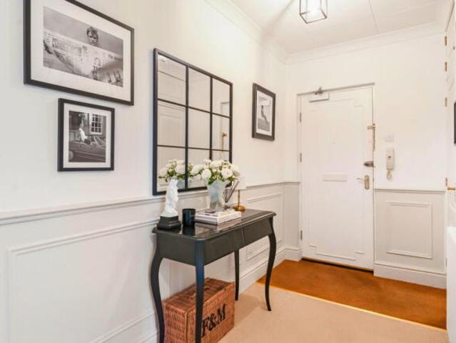 Apartment for sale in Golden Valley, Gloucestershire