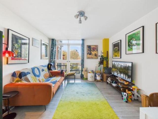 Apartment for sale in Haddon, East Midlands