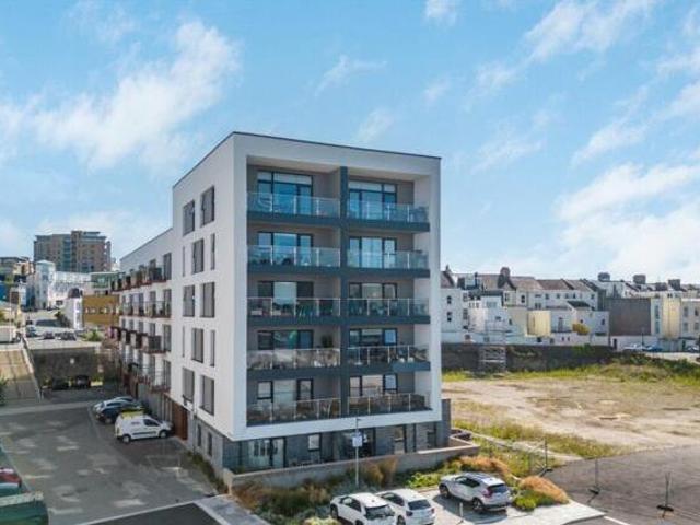 House for sale in Follaton, Strode