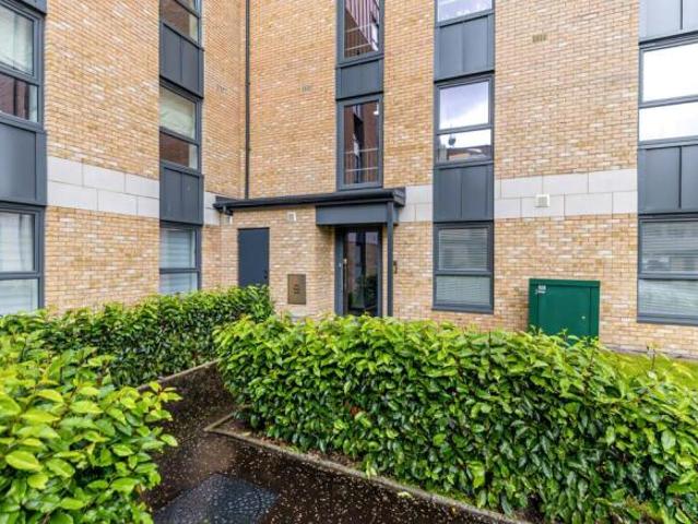 Apartment for sale in Shawlands, Scotland